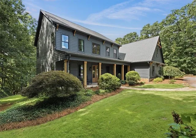 2nd image of 992 Oak Grove Rd, Carrollton, GA 30117 | MLS# 7818688
