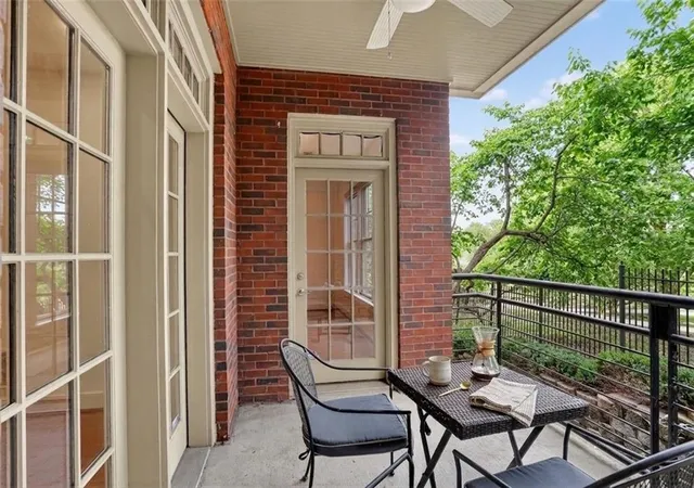 1st image of 273 12th St Ne #210, Atlanta, GA 30309 | MLS# 7720741