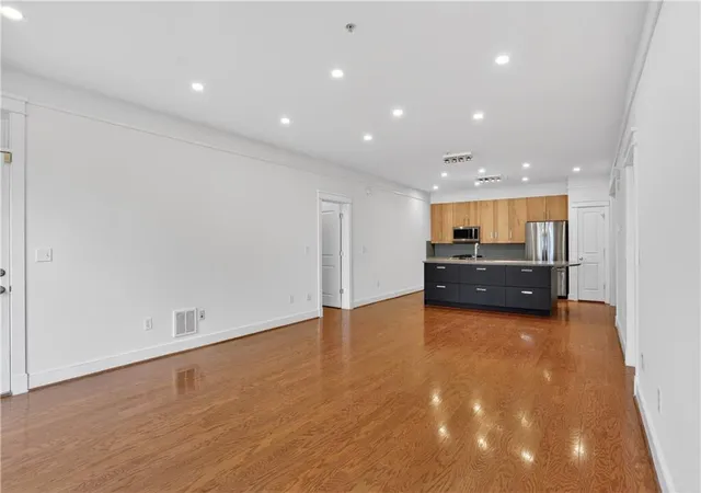 4th image of 273 12th St NE, Duluth, GA 30309