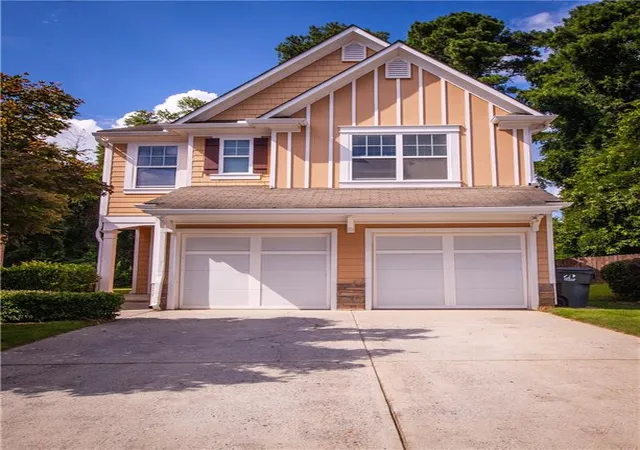 Photo 2 of Single family home for sale at 4624 Windale Dr, Lawrenceville, GA 30044 | MLS# 7817541 | Listing updated on 2026-08-09