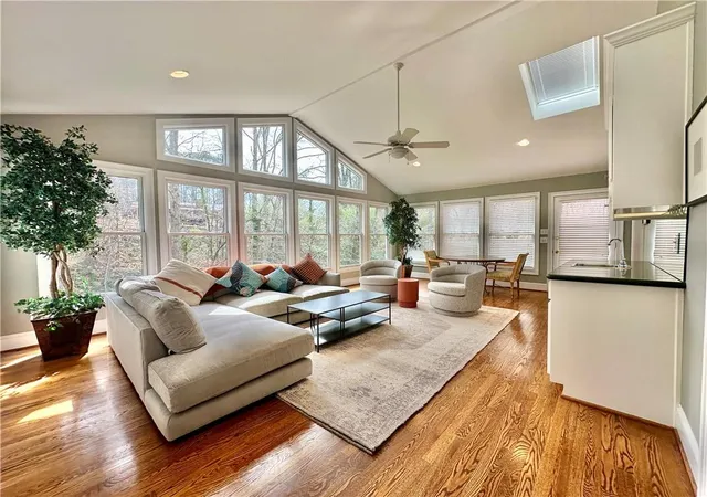 4th image of 3510 Greystone Cir, Atlanta, GA 30341 | MLS# 7731334