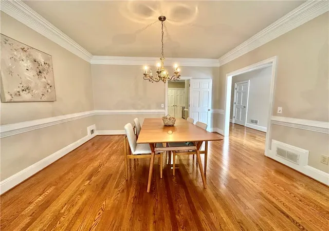 5th image of 3510 Greystone Cir, Atlanta, GA 30341 | MLS# 7731334