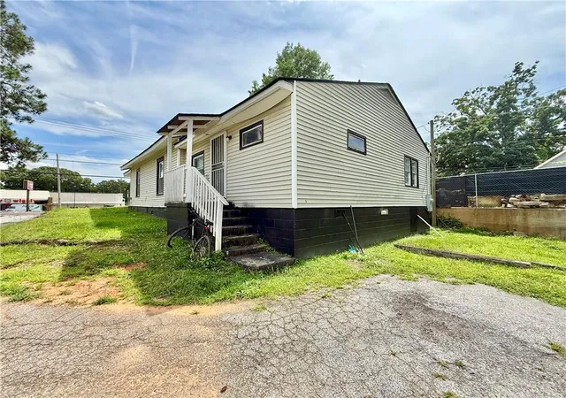 5th image of 3095 Washington Rd, Atlanta, GA 30344 | MLS# 7794611