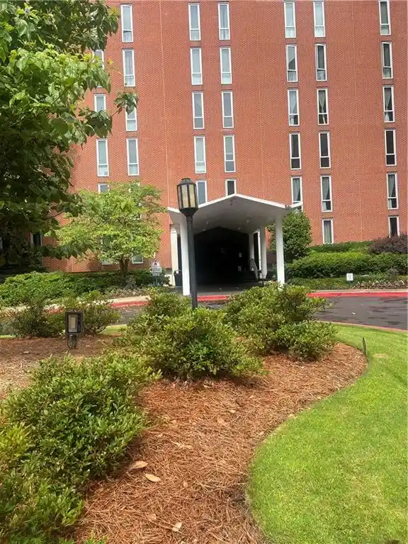 Condo for sale at 3060 Pharr Ct N NW #515, Atlanta, GA 30305 | MLS# 7853430 | Listing updated on 2026-10-21