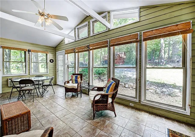 3rd image of 40 Oriole Dr Se, White, GA 30184 | MLS# 7801200