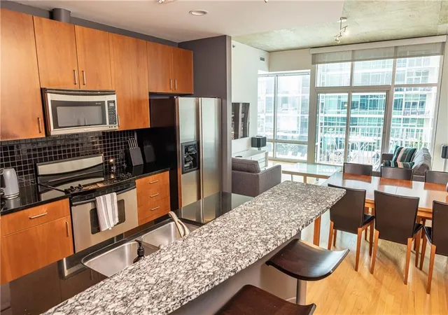 Photo 3 of Condo for sale at 943 Peachtree St NE #902, Atlanta, GA 30309 | MLS# 7811064 | Listing updated on 2026-08-20