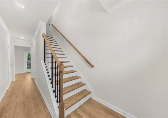 Photo 4 of Townhouse for sale at 140 Werner Brk Way SW, Atlanta, GA 30354 | MLS# 7823102 | Listing updated on 2026-10-21