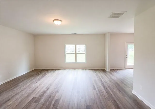 2nd image of 2728 Feldspar Wy, Riverdale, GA 30296 | MLS# 7786657