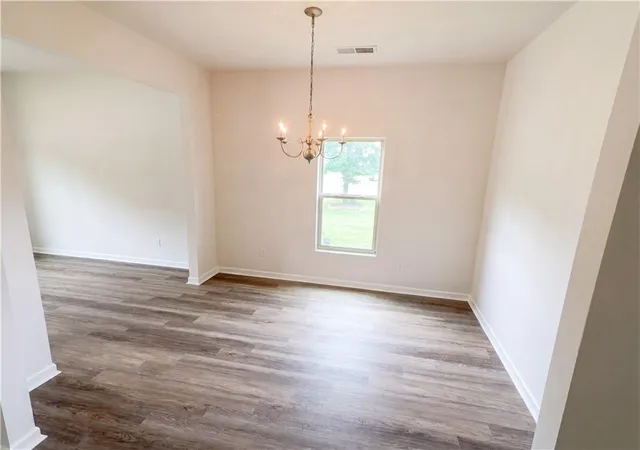 5th image of 2728 Feldspar Wy, Riverdale, GA 30296 | MLS# 7786657