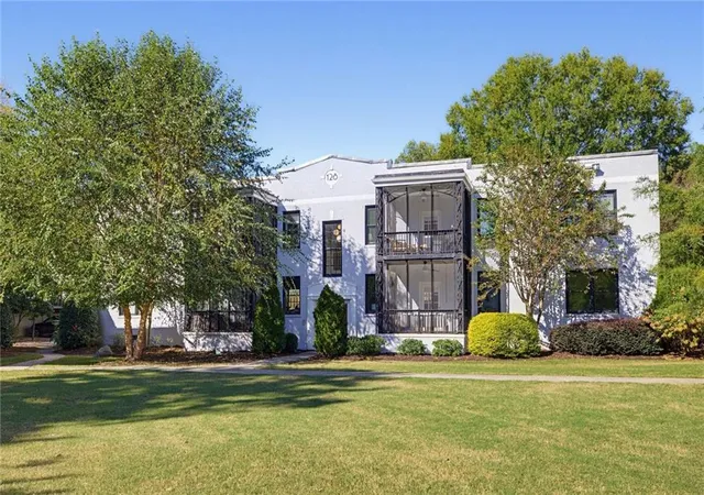 Condo for sale at 128 Peachtree Memorial Dr NW #1, Atlanta, GA 30309 | MLS# 7858399