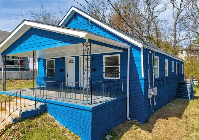 2nd image of 597 Mary St Sw, Atlanta, GA 30310 | MLS# 7795879