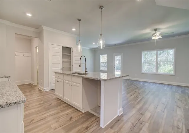 Photo 3 of Sale Pending at 3780 Ivy Cottage Dr, Snellville, GA 30039 | MLS# 7790599 | Listing updated on 2026-09-16