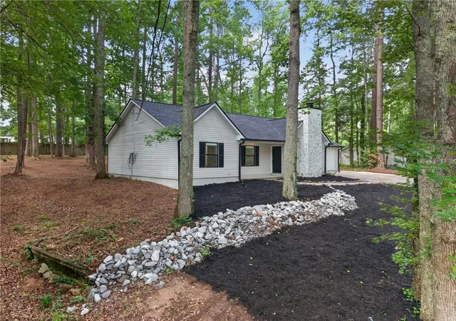 3rd image of 160 Running Bear Trail Trail, Fayetteville, GA 30214 | MLS# 7788216