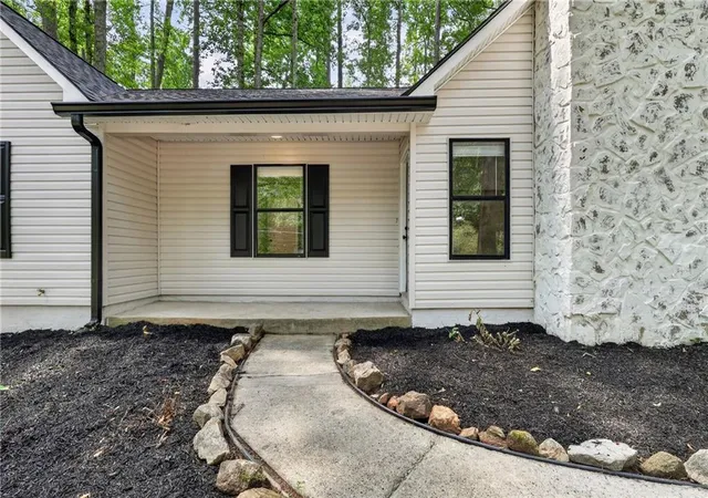 5th image of 160 Running Bear Trail Trail, Fayetteville, GA 30214 | MLS# 7788216