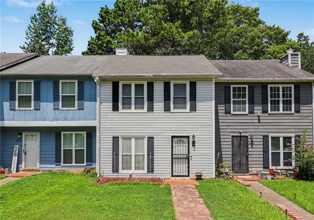 2nd image of 8577 Jamestown Wy, Jonesboro, GA 30238 | MLS# 7766195