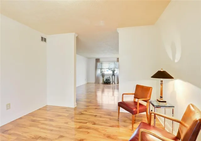 Condominium at 115 Biscayne Dr Nw #G2, Atlanta, GA 30309 | MLS# 6837714 |  | Sold on 2021-05-05