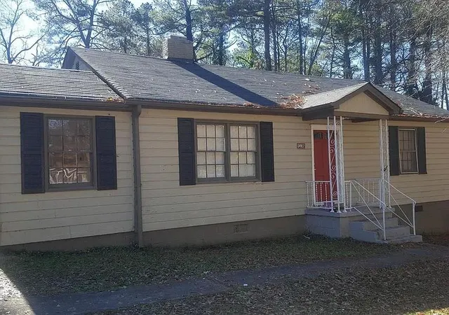 Single family home for sale at 1338 Lynford Dr, Atlanta, GA 30310 | MLS# 7825151