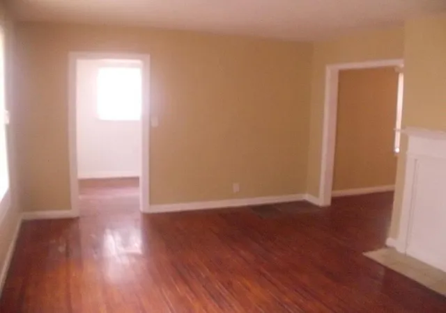 Photo 2 of Single family home for sale at 1338 Lynford Dr, Atlanta, GA 30310 | MLS# 7825151 | Listing updated on 2026-09-19