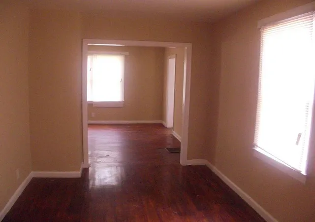 Photo 3 of Single family home for sale at 1338 Lynford Dr, Atlanta, GA 30310 | MLS# 7825151 | Listing updated on 2026-09-21
