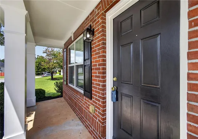 3rd image of 828 Bramble Wy, Grayson, GA 30017 | MLS# 7820243