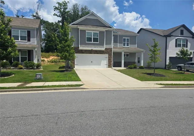 Single family home for sale at 121 Valimar Dr, Braselton, GA 30517 | MLS# 7816738