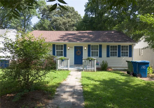 1st image of 933 Byron Dr Sw, Atlanta, GA 30310 | MLS# 7814121