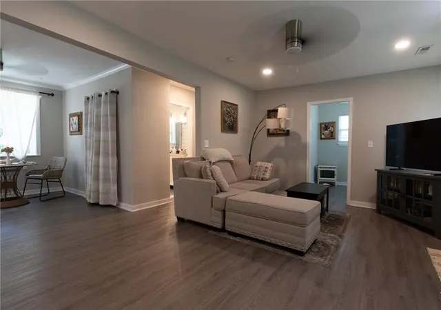 4th image of 933 Byron Dr Sw, Atlanta, GA 30310 | MLS# 7814121