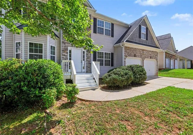 Photo 2 of Sale Pending at 28 Trayton Way, Hiram, GA 30141 | MLS# 7789667 | Listing updated on 2026-08-20