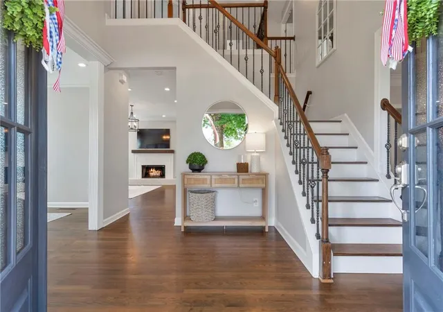 Photo 2 of Single family home for sale at 1730 Bucks Clb Dr, Alpharetta, GA 30005 | MLS# 7809592 | Listing updated on 2026-09-14