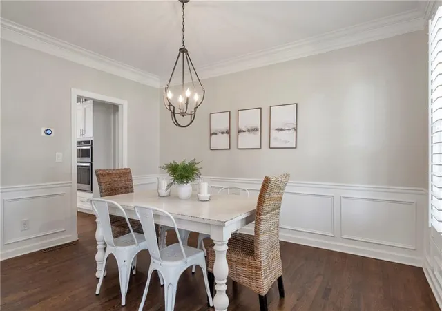 Photo 3 of Single family home for sale at 1730 Bucks Clb Dr, Alpharetta, GA 30005 | MLS# 7809592 | Listing updated on 2026-09-14