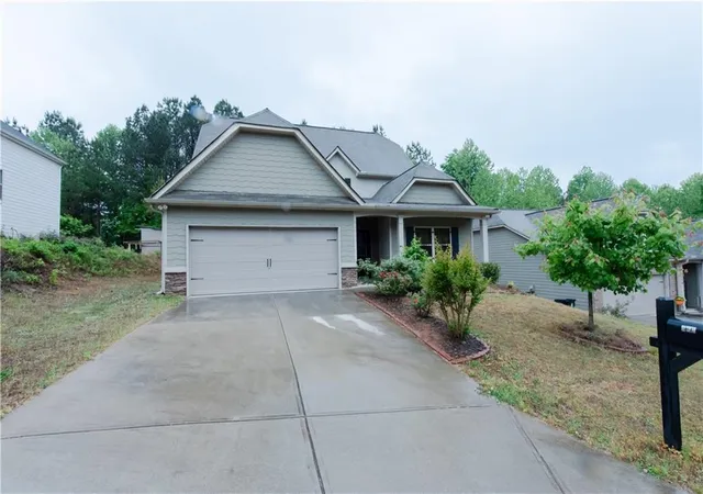 Photo 2 of Single family home for sale at 412 Clematis Ct, Temple, GA 30179 | MLS# 7761248 | Listing updated on 2026-09-18