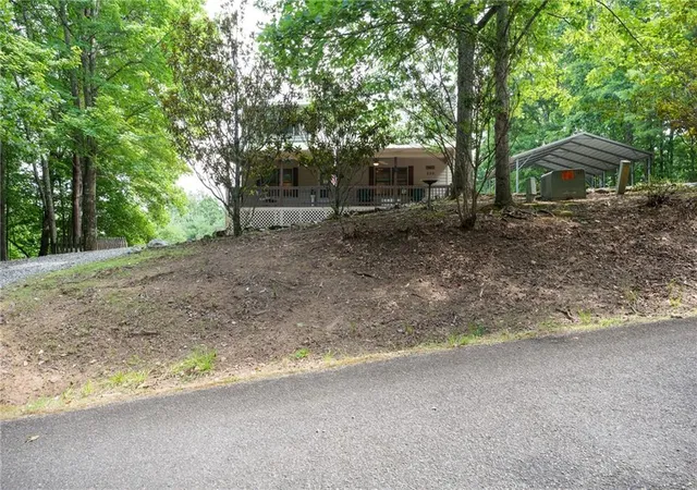 39th image of 250 Summit Dr, Blairsville, GA 30512 | MLS# 7790775