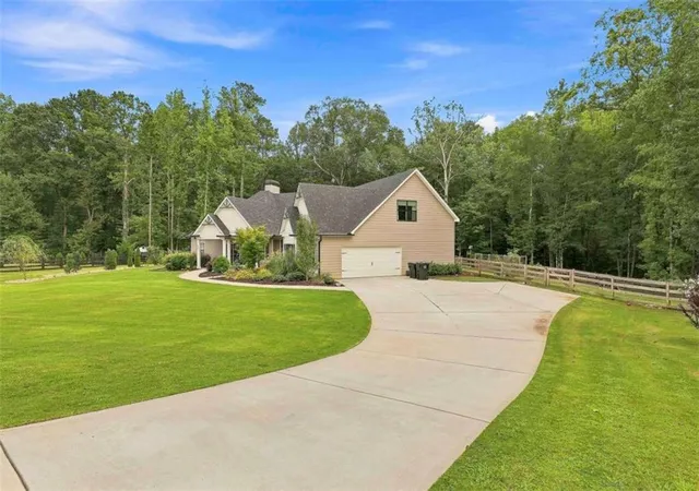 Photo 3 of Single family home for sale at 230 Windchime Way, Tyrone, GA 30290 | MLS# 7819409 | Listing updated on 2026-09-04