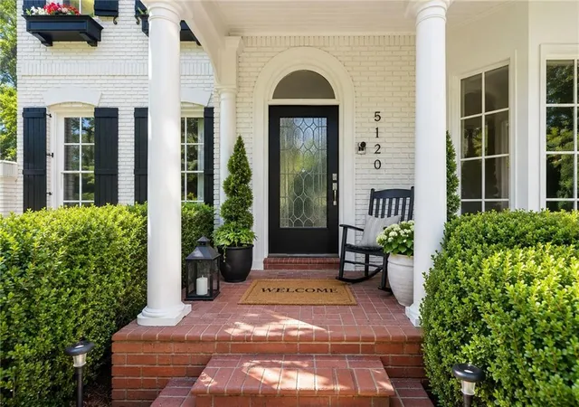 Photo 3 of Single family home for sale at 5120 Post Oak Tritt Rd Ne, Roswell, GA 30075 | MLS# 7820611 | Listing updated on 2026-09-12