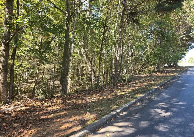 3rd image of 4215 Sandstone Shores Dr, Lithonia, GA 30038 | MLS# 7665613