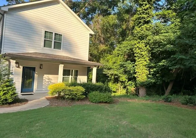Photo 3 of Sale Pending at 224 Grove St, Athens, GA 30605 | MLS# 7776963 | Listing updated on 2026-09-03