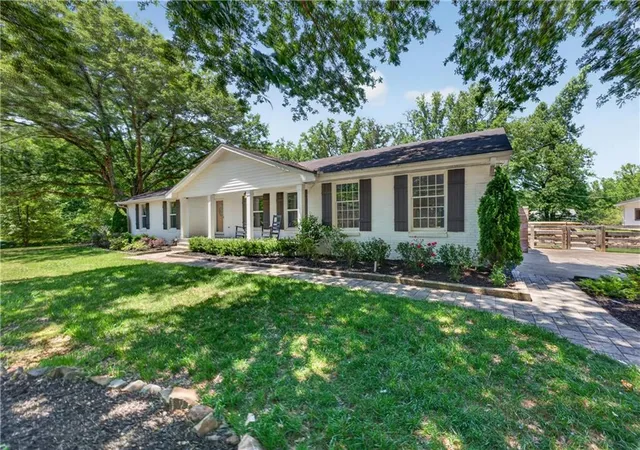 Photo 1 of Single family home for sale at 511 Bart Manous Rd, Canton, GA 30115 | MLS# 7816600 | Listing updated on 2026-08-07