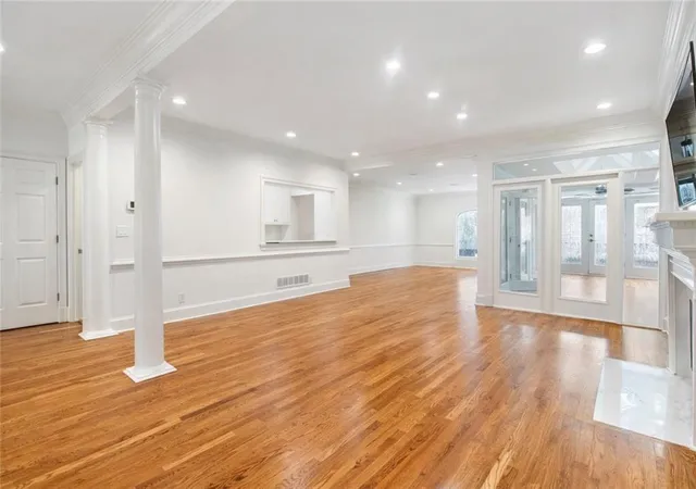 Homes for sale in Atlanta, GA | 3685 Peachtree Rd Ne #10, Atlanta, GA 30319 | MLS# 7741541