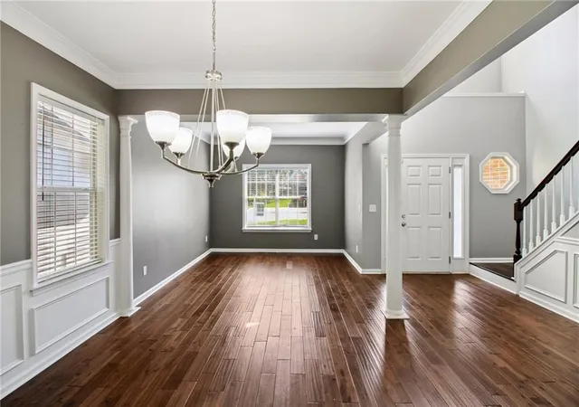 Photo 4 of Sale Pending at 2011 Chelton Way SE, Smyrna, GA 30080 | MLS# 7800988 | Listing updated on 2026-09-26