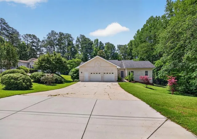 Homes for sale in Winston, GA | 8993 Dornoch Cir, Winston, GA 30187 | MLS# 7733620