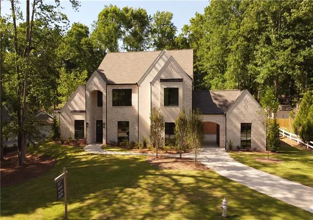 Photo 3 of Single family home for sale at 141 North Tr, Alpharetta, GA 30009 | MLS# 7760246 | Listing updated on 2026-09-11
