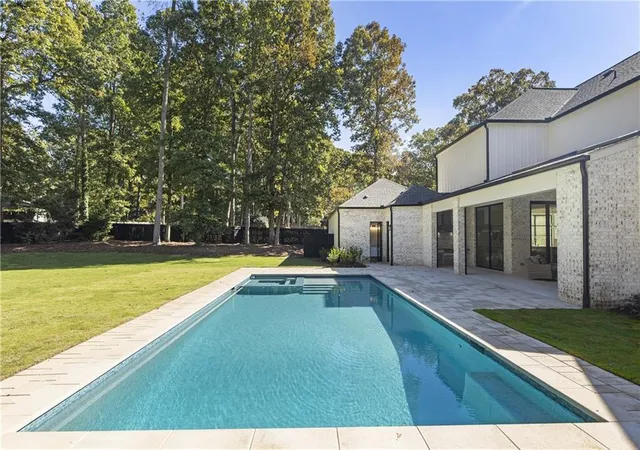 Photo 4 of Single family home for sale at 141 North Tr, Alpharetta, GA 30009 | MLS# 7760246 | Listing updated on 2026-09-11
