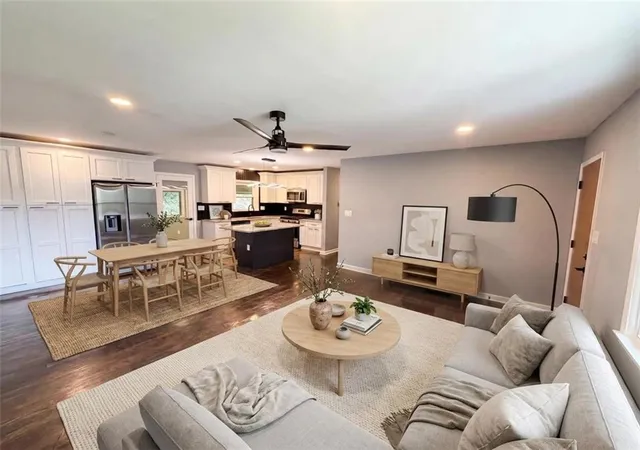 Photo 2 of Single family home for sale at 352 Dollar Ml Ct SW, Atlanta, GA 30331 | MLS# 7788454 | Listing updated on 2026-09-04