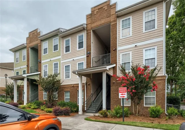 2nd image of 1752 Pryor Rd Sw #311, Atlanta, GA 30315 | MLS# 7784853