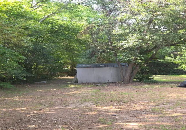 Photo 2 of Single family home for sale at 1289 Hillridge Dr, Macon, GA 31206 | MLS# 7789155 | Listing updated on 2026-09-16