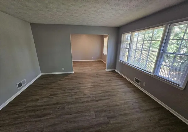 3rd image of 2858 Davidson Dr, Lithonia, GA 30058 | MLS# 7674139