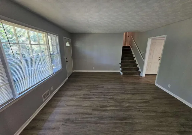 5th image of 2858 Davidson Dr, Lithonia, GA 30058 | MLS# 7674139