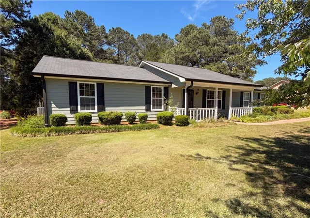 Photo 2 of Sale Pending at 90 Rolling Ridge Dr, Covington, GA 30016 | MLS# 7773697 | Listing updated on 2026-09-24