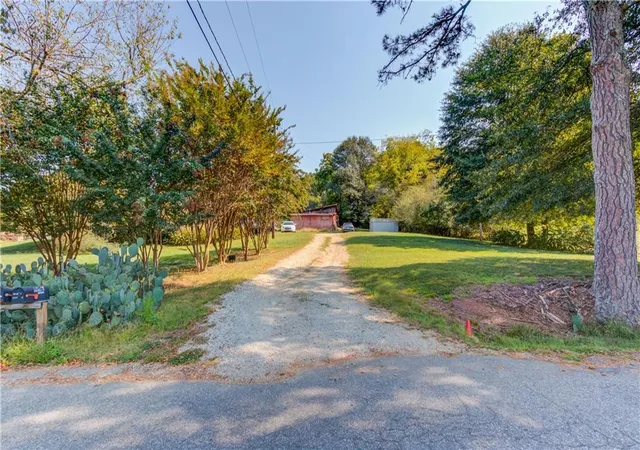 1st image of 6184 Mitchell St, Flowery Branch, GA 30542 | MLS# 7651890