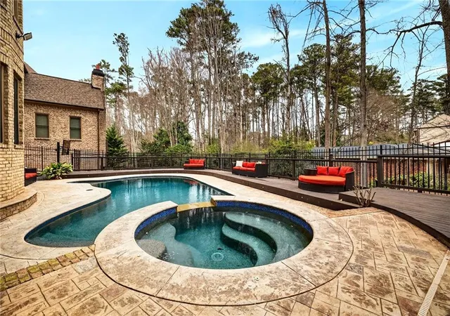 Photo 2 of Single family home for sale at 2015 Shaudi Ln, Atlanta, GA 30345 | MLS# 7812277 | Listing updated on 2026-10-08